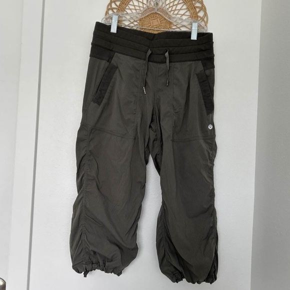 Lululemon Dance Studio Mid-Rise Cropped Pant - Picture 13 of 13